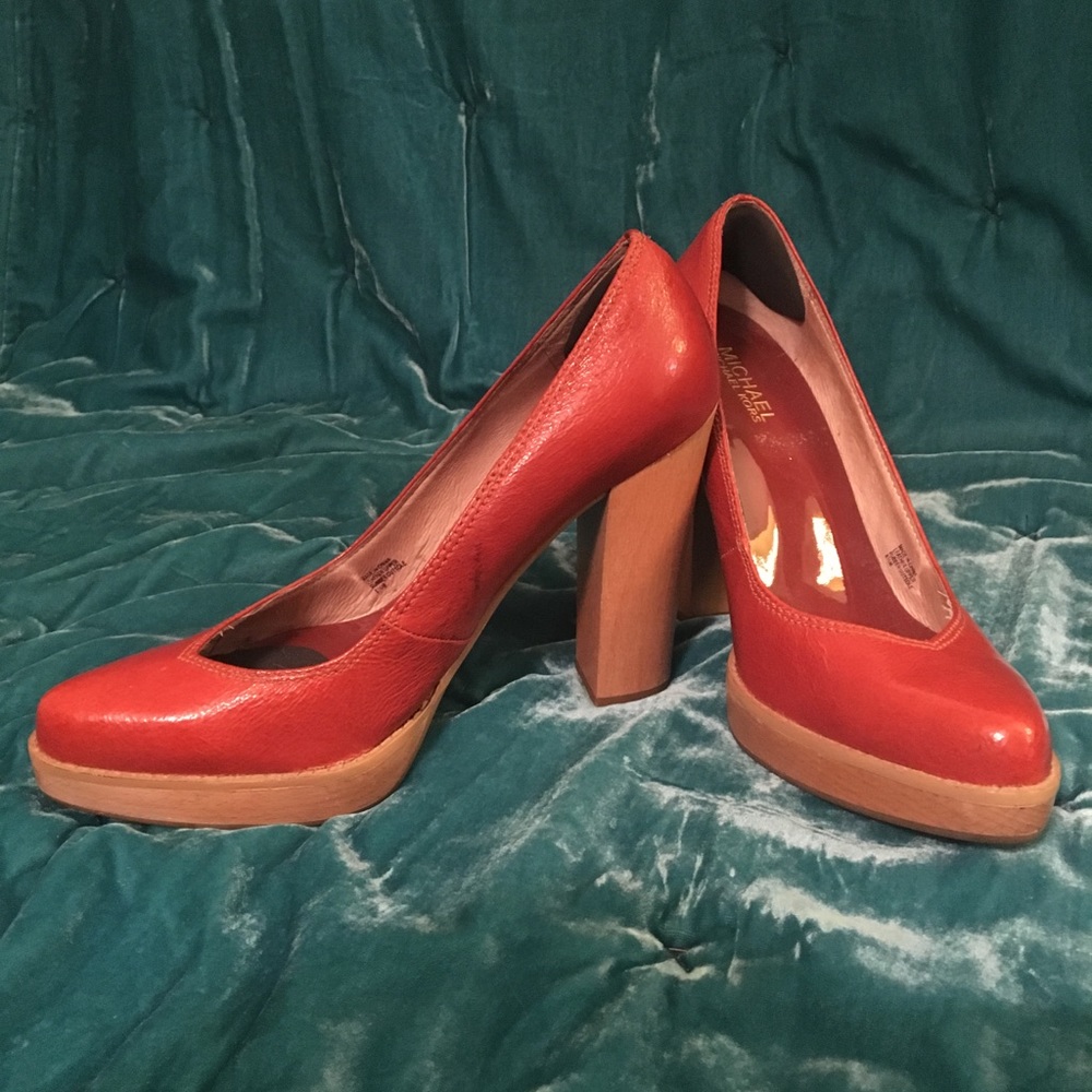 Michael Michael Kors orange platforms 8.5 - Picture 3 of 4